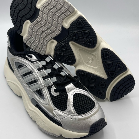 Adidas Ozmillen men’s Shoes - Picture 8 of 8